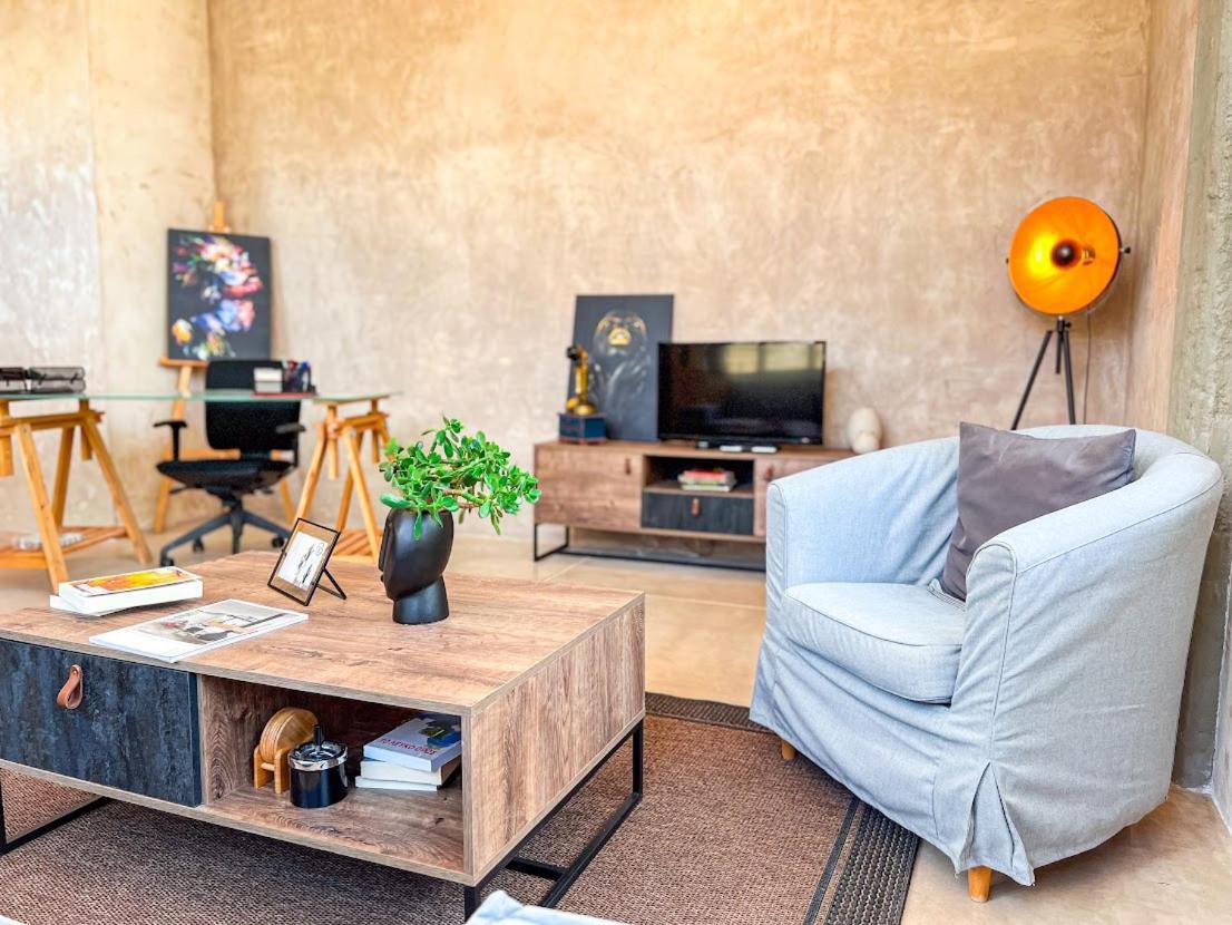 Mini Loft Apartment 칼라마타 외부 사진