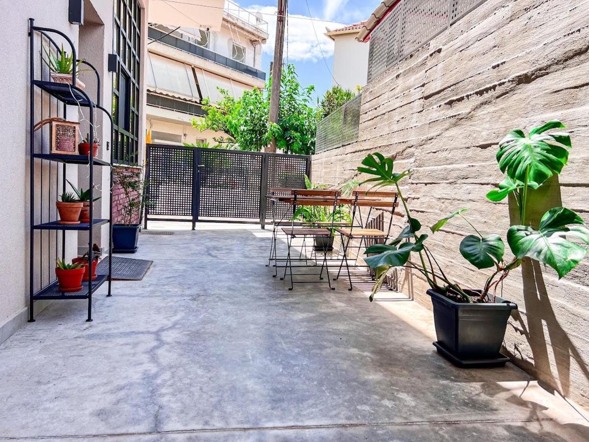 Mini Loft Apartment 칼라마타 외부 사진