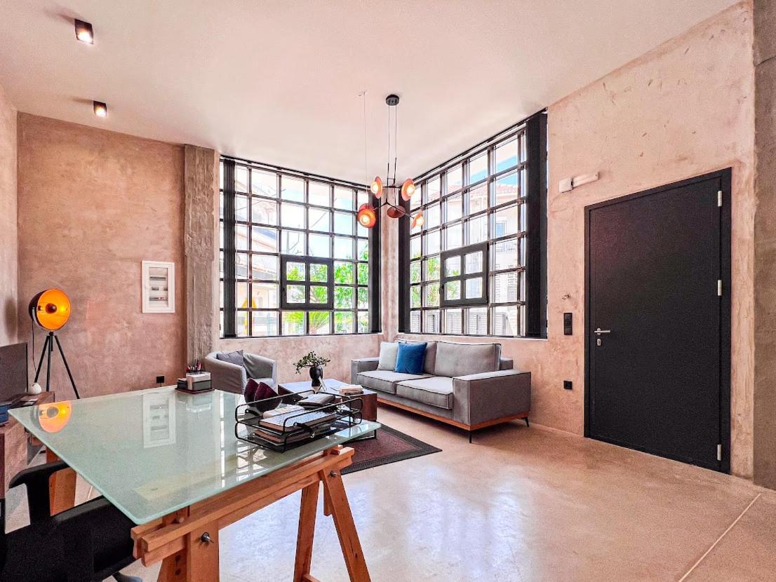 Mini Loft Apartment 칼라마타 외부 사진