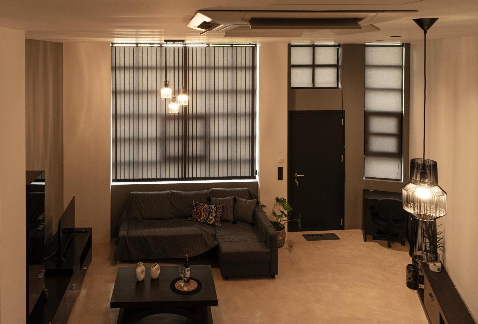 Mini Loft Apartment 칼라마타 외부 사진